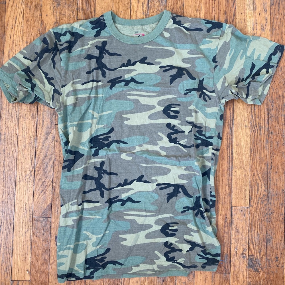 Military camouflage T-shirt